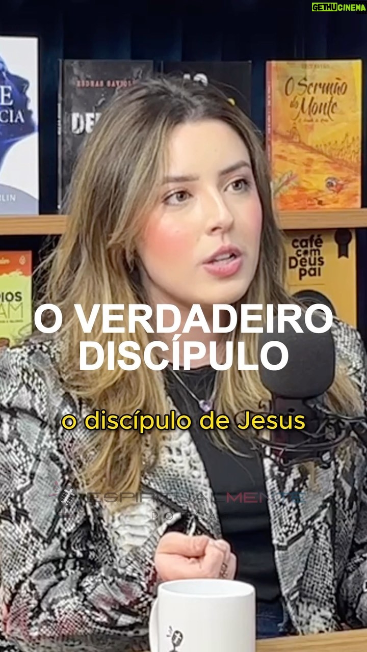 Esther Marcos Instagram - @esthermarcos esteve no @espiritualmentepodcast e falou sobre qual é a mentalidalidade de um verdadeiro Discípulo de Jesus. Confira! Clique no link da bio e faça parte da Comunidade Espiritualmente.📌 Ep. 33: Testemunho de Fé . . . #esthermarcos #testemunhodefe #discipulo #ministerio #proposito #propositodevida #cristao #musica #evangelhododia #evangelho #palavradedeus #deusebom #deusedeus #deusefiel #podcast #espiritualmentepodcast #podcastbrasil #podcastcristão