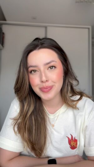Esther Marcos Instagram - 📌 O que você tem de semelhante com o Mestre que diz seguir? 

A cajadada do dia está…..SERVIDA!!!!