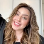 Esther Marcos Instagram - 📌Você quer um CONSELHO ou um CONSOLO? E a cajadada do dia está…….??? 👀 (completa aí lindeza)