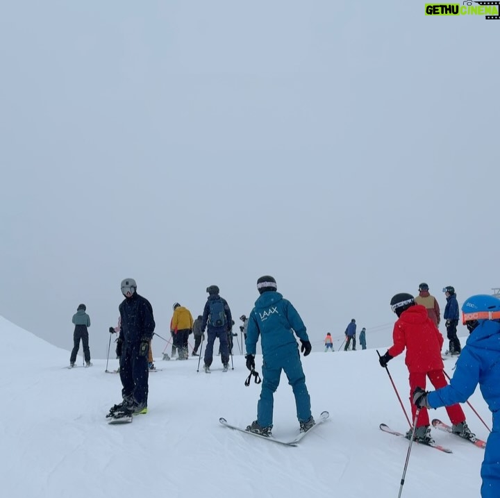 Eva Marisol Gutowski Instagram - Olavs little pro hoe ๐ฅนโ๏ธ๐๐ก Flims-Laax Switzerland