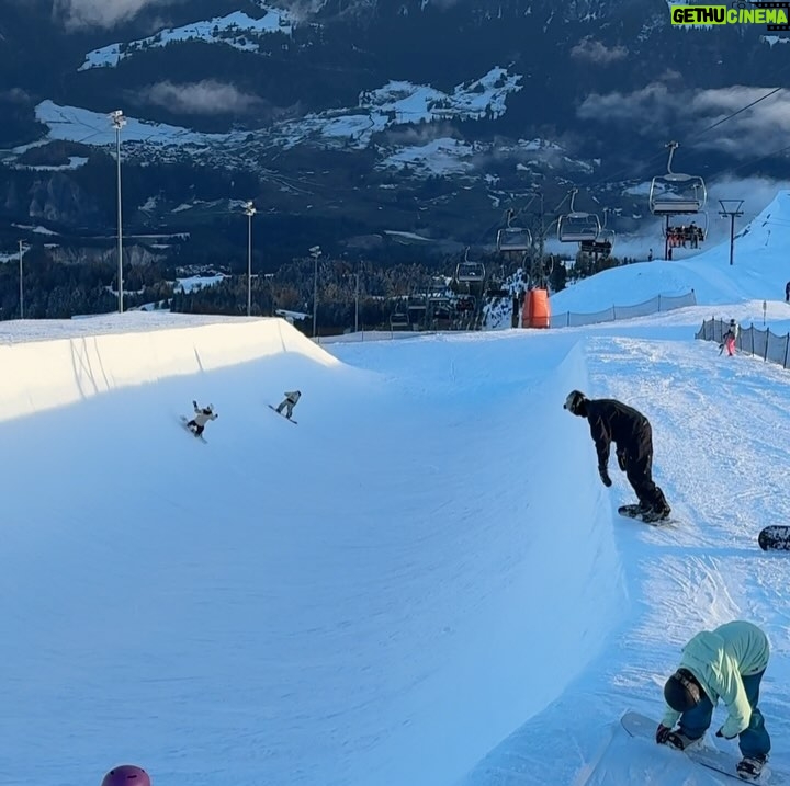 Eva Marisol Gutowski Instagram - Olavs little pro hoe ๐ฅนโ๏ธ๐๐ก Flims-Laax Switzerland