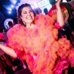 Fabiana Karla Instagram - E fechei meu carnaval com chave de ouro diretamente do Carnaxuxa! 🤩 Adeus purpurina ✨ até ano que vem!! Obrigada @promoacaooficial pelo convite! ❤️