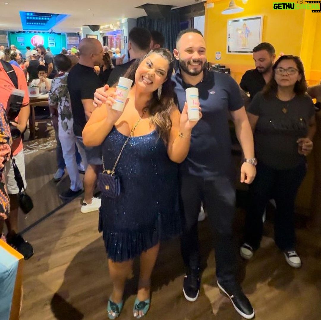 Fabiana Karla Instagram - Vai ser surra de fotos, porque foi surra de amor e alegria! 🎂🥳✨