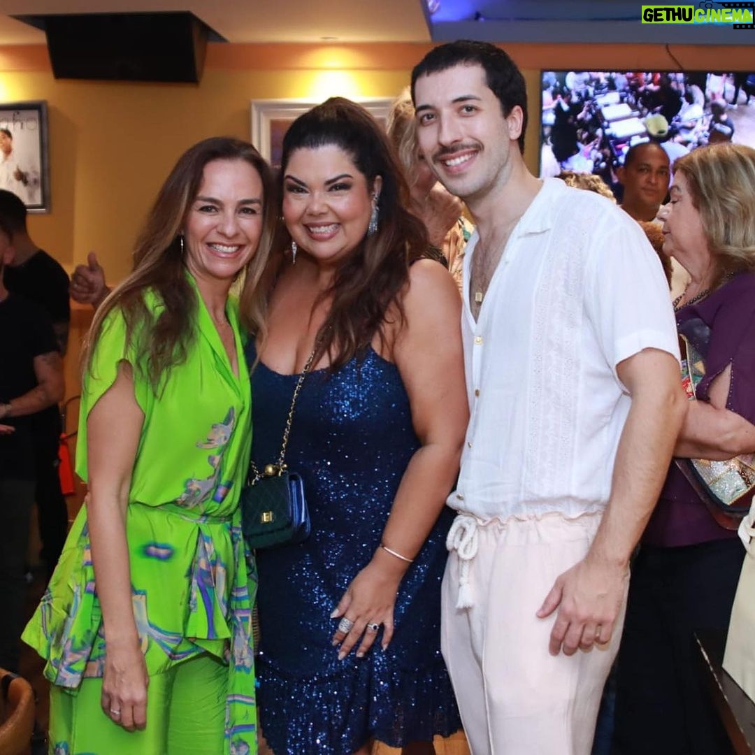 Fabiana Karla Instagram - Vai ser surra de fotos, porque foi surra de amor e alegria! 🎂🥳✨