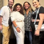 Fabiana Karla Instagram - Ainda em êxtase com o show de @babydobrasiloficial , com sua energia contagiante, sua voz poderosa, e toda sua luz. E essa banda de milhões! ✨ Ela nos transporta para uma outra dimensão, nos embala com seu repertório incrível, e nos hipnotiza no palco. Uma noite inesquecível! Que artista!! ❤️
