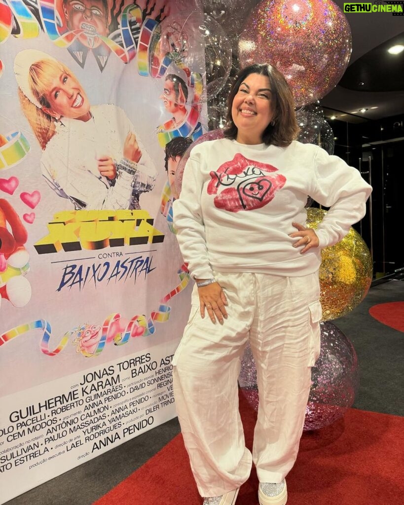 Fabiana Karla Instagram - “Eu tô feliz 🖐️🤣🤚 Eu tô alto astral✨ Tô sorrindo à toa Curtindo numa boa Vou liberar geral”🙌🫶 #carnavaldaxuxa MSC PREZIOSA / BUZIOS