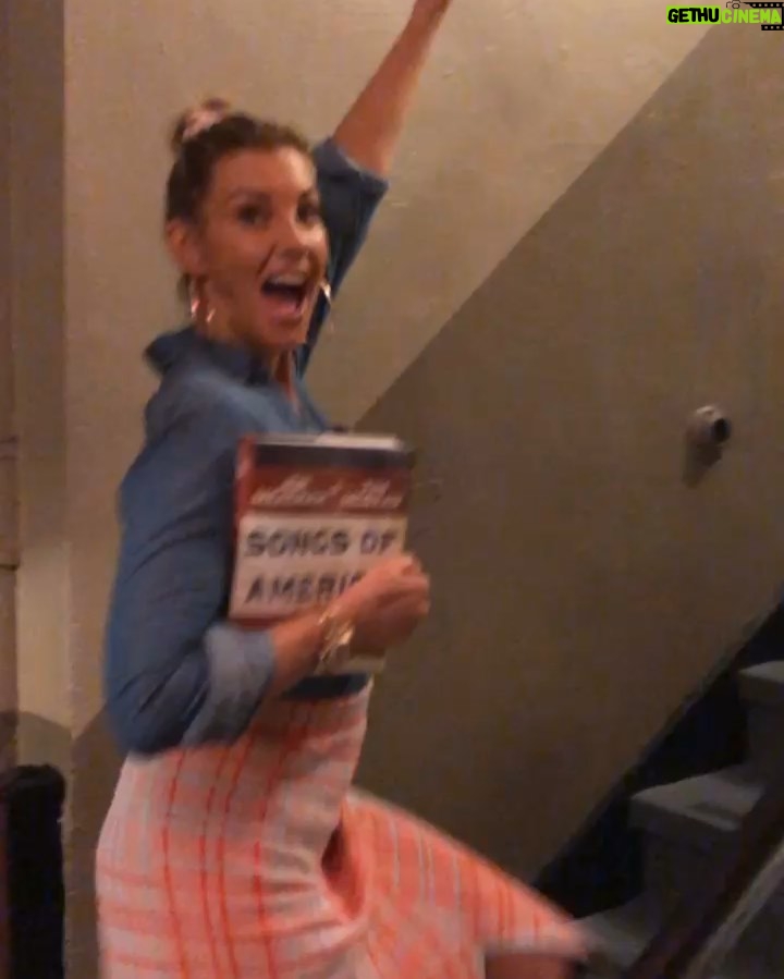 Faith Hill Instagram - Heading to see my man and @jon.meacham! #songsofamericabook The Beacon Theatre