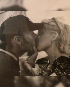 Faith Hill Instagram - To the love of my life, the one who still takes my breath away after 22 years of marriage. My soul man, my soul mate, my everything. My one and only. Another 22 years is a good place to start. Happy Anniversary my love❤️