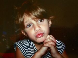 Faith Hill Instagram - This angel of ours is 16 years old today. Again, it is hard to fathom how quickly the years pass. It is an absolute joy to be the mother of this child!!!! The most forgiving, honest, joyful human being. And those hugs. ❤️❤️❤️❤️❤️ Happy Birthday,  Audrey!!!!!!!!!
I love you, mom
