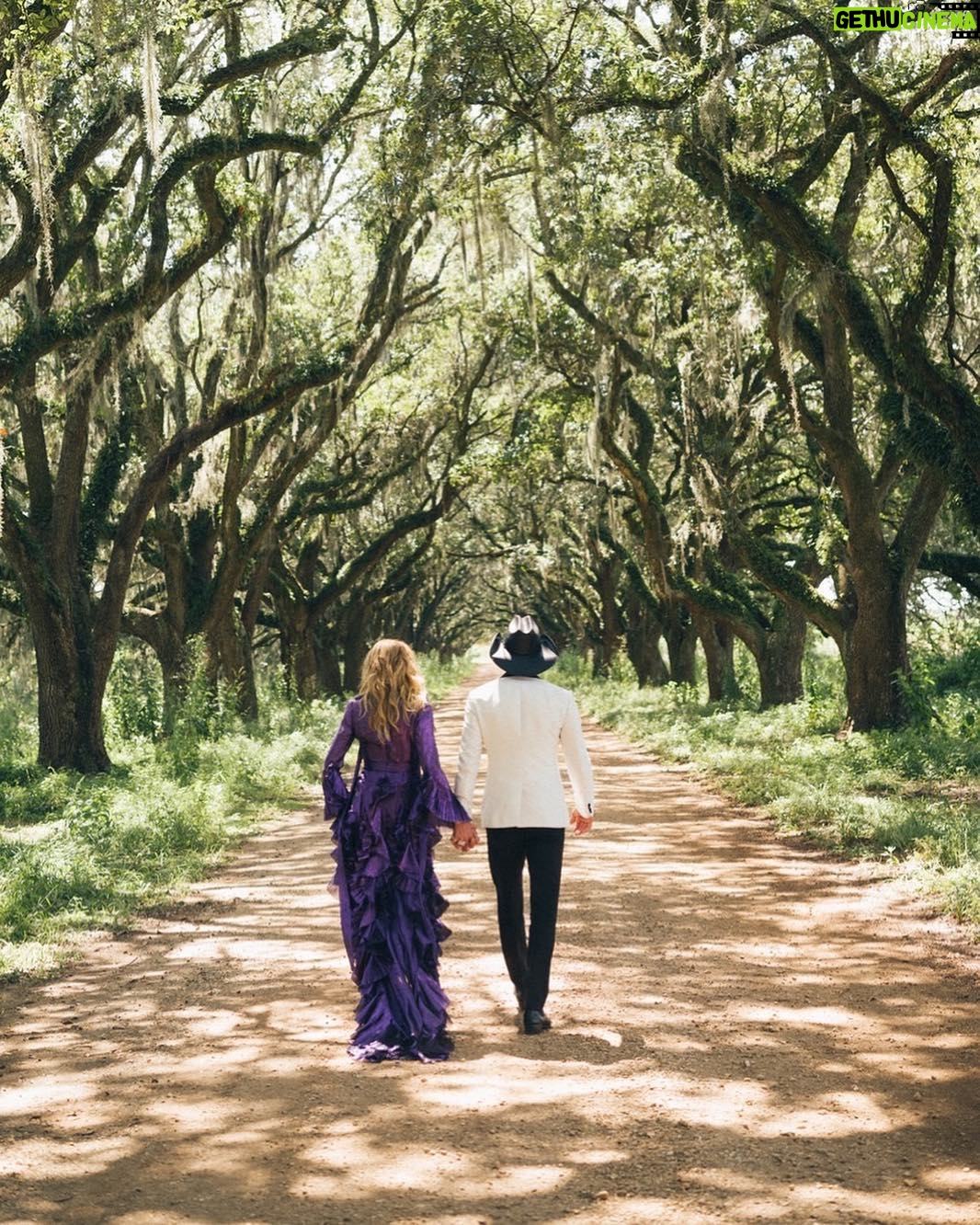Faith Hill - 49.3K Likes - #TheRestofourlife video. Shot in Tim’s home state of Louisiana! 🎥