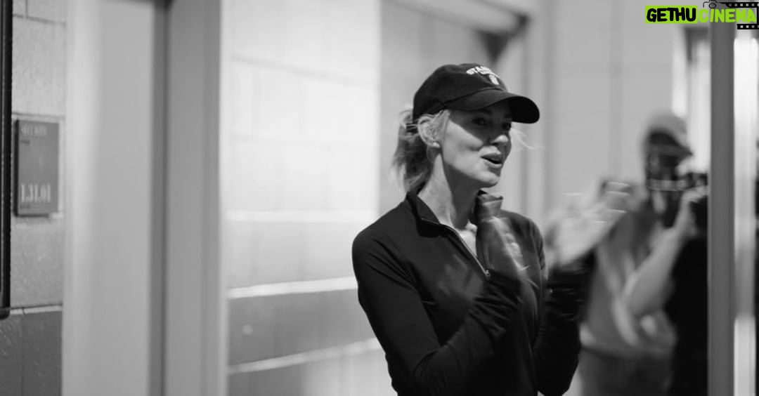 Faith Hill Instagram - Thank you for the birthday love today. I love my family. INTRUST Bank Arena