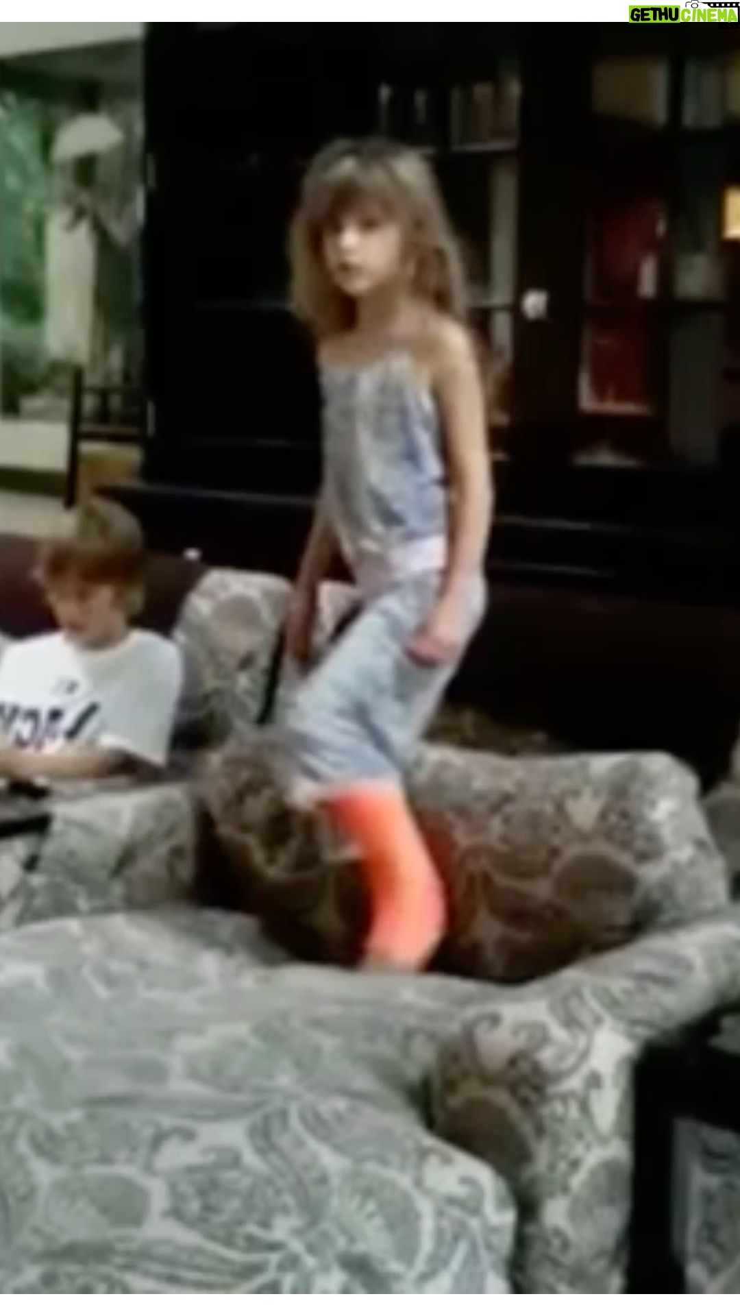Faith Hill Instagram - As you can see from this video at the tender age of 5, a broken ankle could not stop this child from her true passion. Singing and acting out every single song from “Across The Universe” which she listened to and watched 100 times!!!!!! Maybe more.... Audrey was born almost 8 weeks early but we all knew from the moment she arrived that she was ready to conquer the world. Her sisters gave her so much love and protection that she knew she would have wings to fly to any dream that she could imagine.... What a blessing to have all of these self recorded videos. Happy Birthday my sweet song bird. Love you, Mom @paulmccartney @ringostarrmusic @oliviaharrison