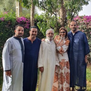Fatima Khair Instagram - واكتملت الصورة الحاج محمد التسولي الله يطول في عمرك ويرزقك الصحة و السلامة ❤@saad_tsouli_officiel @tsouli.khalid @mohamed.tsouli.568 @tsouli76