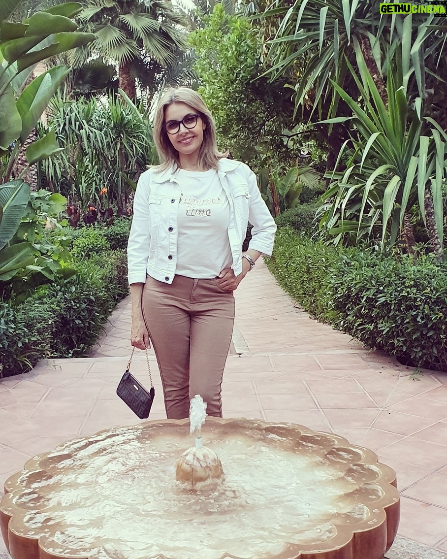 Fatima Khair Instagram - إن شاء الله الحياة ترجع لطبيعتها وترفع علينا هاد الوباء يارب 🤲
