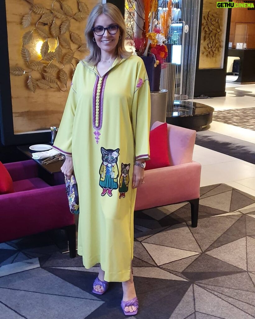 Fatima Khair Instagram - #energiapositiva #healthylifestyle #peaceofmind #traditionnelmoroccostyle tenue by @skyzo_pretaporter le petit détail qui fait toute la différence ❤ Sofitel Casablanca Tour Blanche