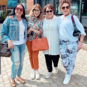 Fatima Khair Instagram - الرفقة والصحبة الجميلة صباحكم أجمل❤ @khadijaassadofficiel @hayatjabrane @hikmateofficial #positivevibes #motivation #healthylifestyle