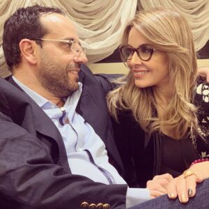 Fatima Khair Instagram - Tu es venu au monde il y a 51 ans le 29 décembre 1968 pour illuminer ma vie et la rendre comblée de joie et de bonheur joyeux anniversaire mon très cher époux ❤
