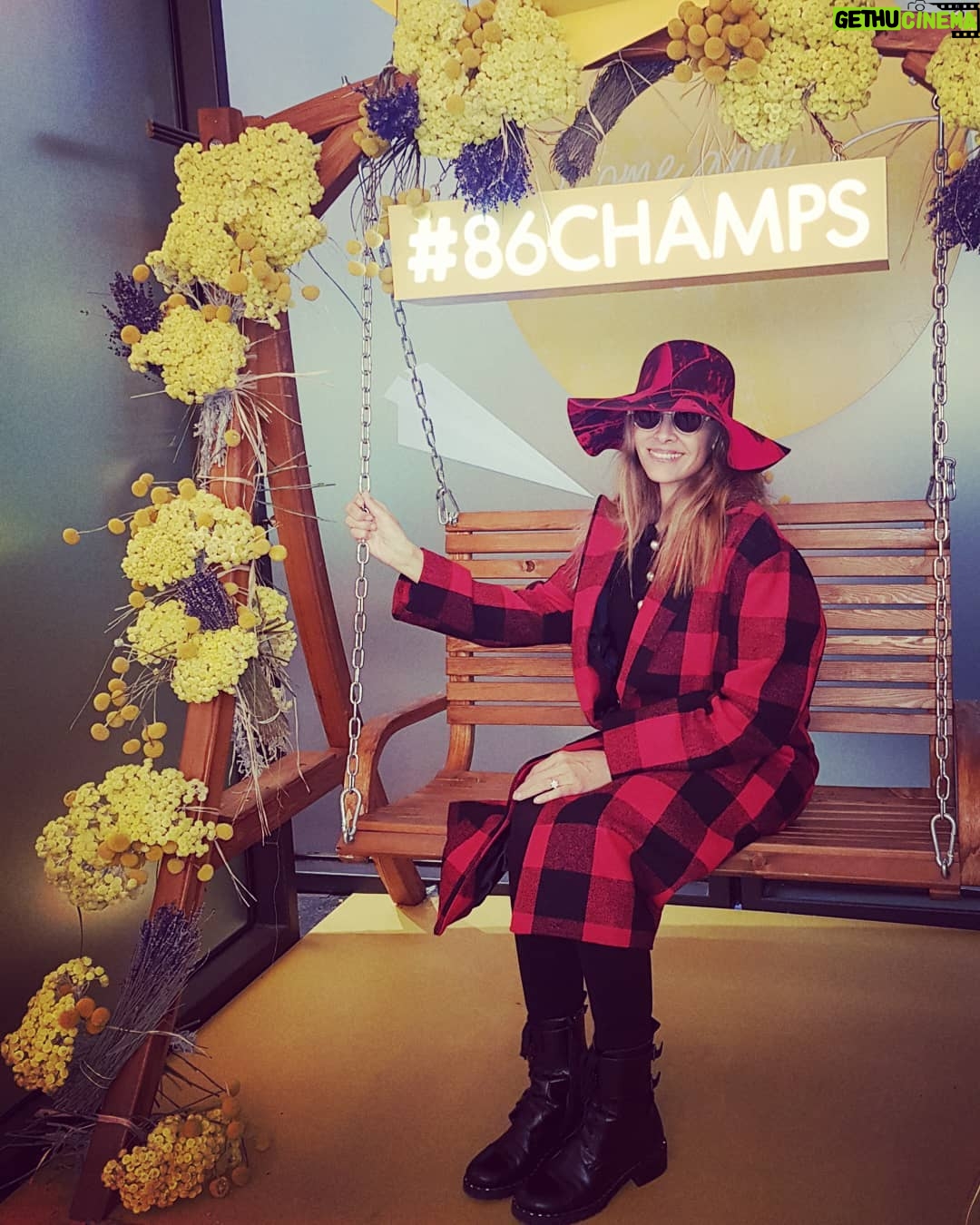 Fatima Khair Instagram - Happy friday#black friday# shopping #outlet adrénaline