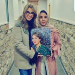 Fatima Khair Instagram - أمس خلال العرض المسرحي في الحي المحمدي شكرا فاطمة الزهراء على اللوحة الرائعة شكرا أيضا زينب على هديتك الرقيقة والشكر موصول طبعا لكل متتبعين الصفحة لهلا يخطيكم يارب 🙏❤