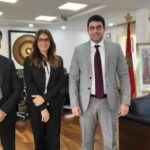 Fatima Khair Instagram - لقاء تواصلي مع السيد محمد المهدي بن سعيد وزير الشباب والثقافة والتواصل للوقوف على عدة قضايا تهم وضعية الفنان المغربي و قد حضر اللقاء أيضا المستشار البرلماني السيد عابد بادل @mmbensaid @badil.abid