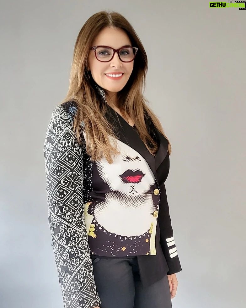 Fatima Khair Instagram - شكرا جزيلا على متابعتكم ودعمكم وتشجيعكم مساءكم مساء المحبة والوفاء ❤️