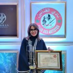 Fatima Khair Instagram - شكرا إدارة نادي الفنانين في شخص الفنان عبد العالي الغاوي على التكريم وحفاوة الإستقبال الشكر موصول أيضا للإعلامي عماد النتيفي وقناة شدى وكل القائمين على الحفل.