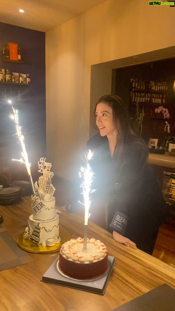 Fernanda Castillo - 51.3K Likes - Gracias por sus mensajes, su amor y sus buenos deseos para este nuevo ciclo que empiezo. Soy muy afortunada ✨✨✨❤️🔥 Ahora si a divertirse!!!