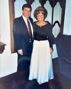Fran Drescher Instagram - My father is gone. My tears come often. My mom is so broken its heartbreaking when the love was so great to have to say goodbye at age 90 to the love of her life since age 16. My place is by her side with Angel who gives us both a kind of sensitive love that we both need. Life is a series of now moments. This now moment is a hard one but my life has taught me we do climb out of the pit of despair and continue living, loving & laughing again but baring the new and recent scars of profound pain. 🙏💔🥲 *link below in profile https://www.kveller.com/fran-dreschers-tribute-to-her-late-father-is-so-touching/