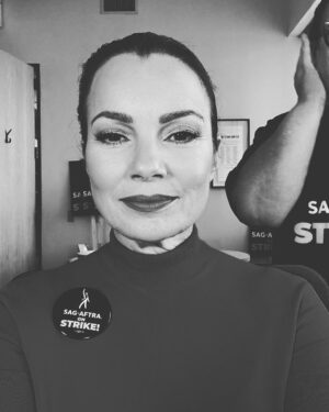 Fran Drescher Instagram - Please read this bc it does not have any amptp propaganda to divide our solidarity. Do not let that ploy work. Show ‘em the stuff we’re made of! Stand together and let’s get them to “yield to the deal!” SAG-AFTRA #sagaftrastrong LINK IN PROFILE. GO!