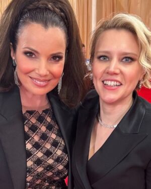 Fran Drescher Instagram - Waiting for valet with kate Mckinnon