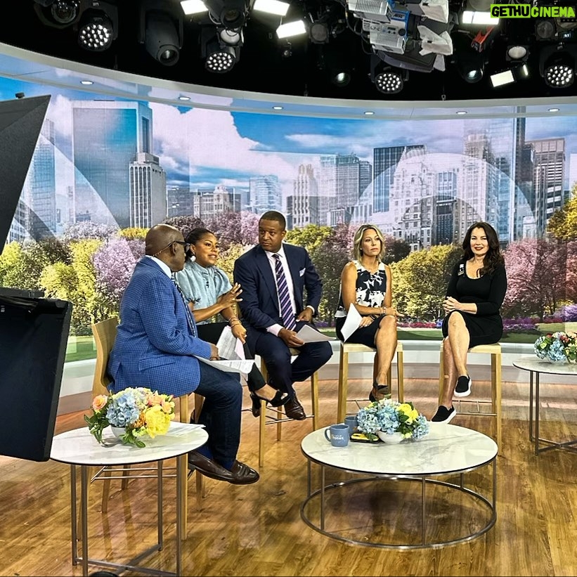 Fran Drescher Instagram - Just finished @todayshow #yeild2RDeal