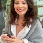Fran Drescher Instagram - It’s @lauragellerbeauty newest product! Italian marbleized blush stick. Soooo creamy! Perf for winter especially!