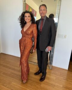 Fran Drescher Instagram - Off to The Grammy’s! Got ready at Peter’s house.