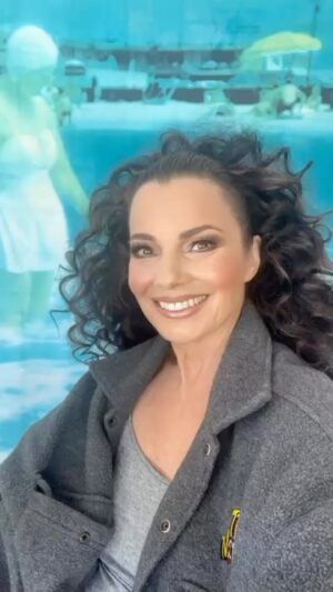 Fran Drescher Instagram - Wait til u c what I’m wearing!