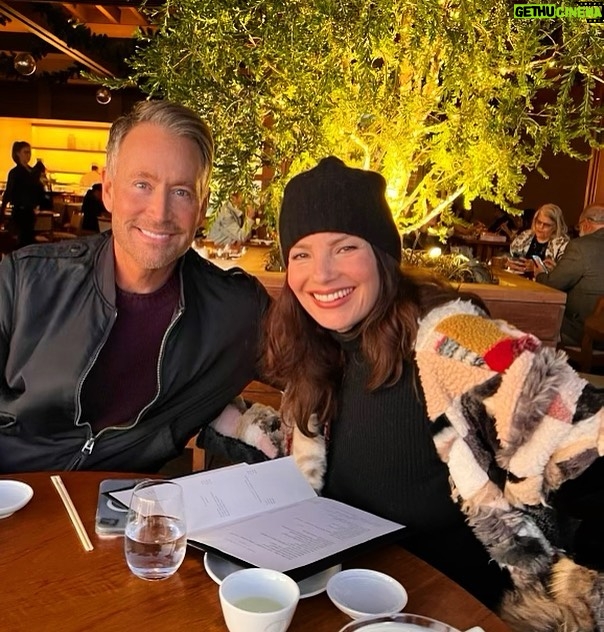 Fran Drescher Instagram - Out for the holidays with Peter in my @thredup coat & @lauragellerbeauty natural look makeup! Happy Holidays 💋❤️🙏🏾✡️✝️☮️