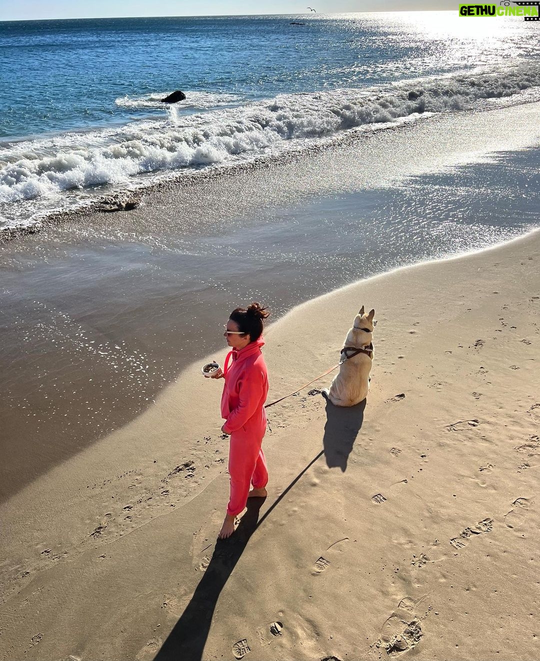 Fran Drescher Instagram - Different perspectives…