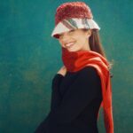 Fran Drescher Instagram – How fab is this bucket hat & chunky scarf?? It’s from the Full Circle Collection that I partnered with @thredUP on – their first ever upcycled holiday collection! Chk out their home goods, sweaters, pet beds, accessories like & more. All made ENTIRELY from secondhand clothing. PLUS some super limited Fran Fine inspired looks! The best part is 20% of the proceeds go to @cancerschamncer. HURRY & Shop now, thredup.com/fran GO!