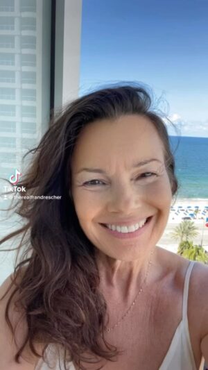 Fran Drescher Instagram - It’s The Nanny’s 29th Anniversary! Thanks for lovin’ the show and Miss Fine! “Oh Mr. Sheffield…!”