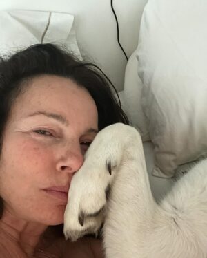 Fran Drescher Instagram - I mean….❤️🐾