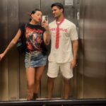 Gabrielle Prado Instagram – O que eu vivi ontem foi perfeito. gente, eu tô até agora sem palavras. acordei doente e sem voz nenhuma, mas eu fui feliz demais. o RBD marcou minha vida. aqui não é modinha não, aqui é amor, admiração e muito respeito por todos eles. sou RBDMANIACA sim com muito orgulho. 

obrigada @unfybr @jrbiro por me receberem tão bem! foi mágico. 😍♥️ São Paulo, Brazil