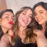Gabrielle Prado Instagram - Vai começar o @poddarprado! 💛