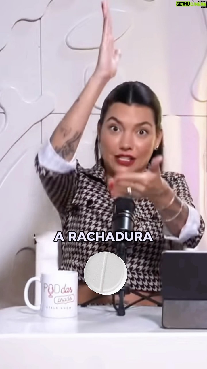 Gabrielle Prado Instagram - qual era seu apelido na escola? kkkkkkk ontem a entrevista foi incrível, a gente teve uma aula de empreendedorismo feminino e a gente se emocionou e riu muito! link no story! ♥️ São Paulo, Brazil