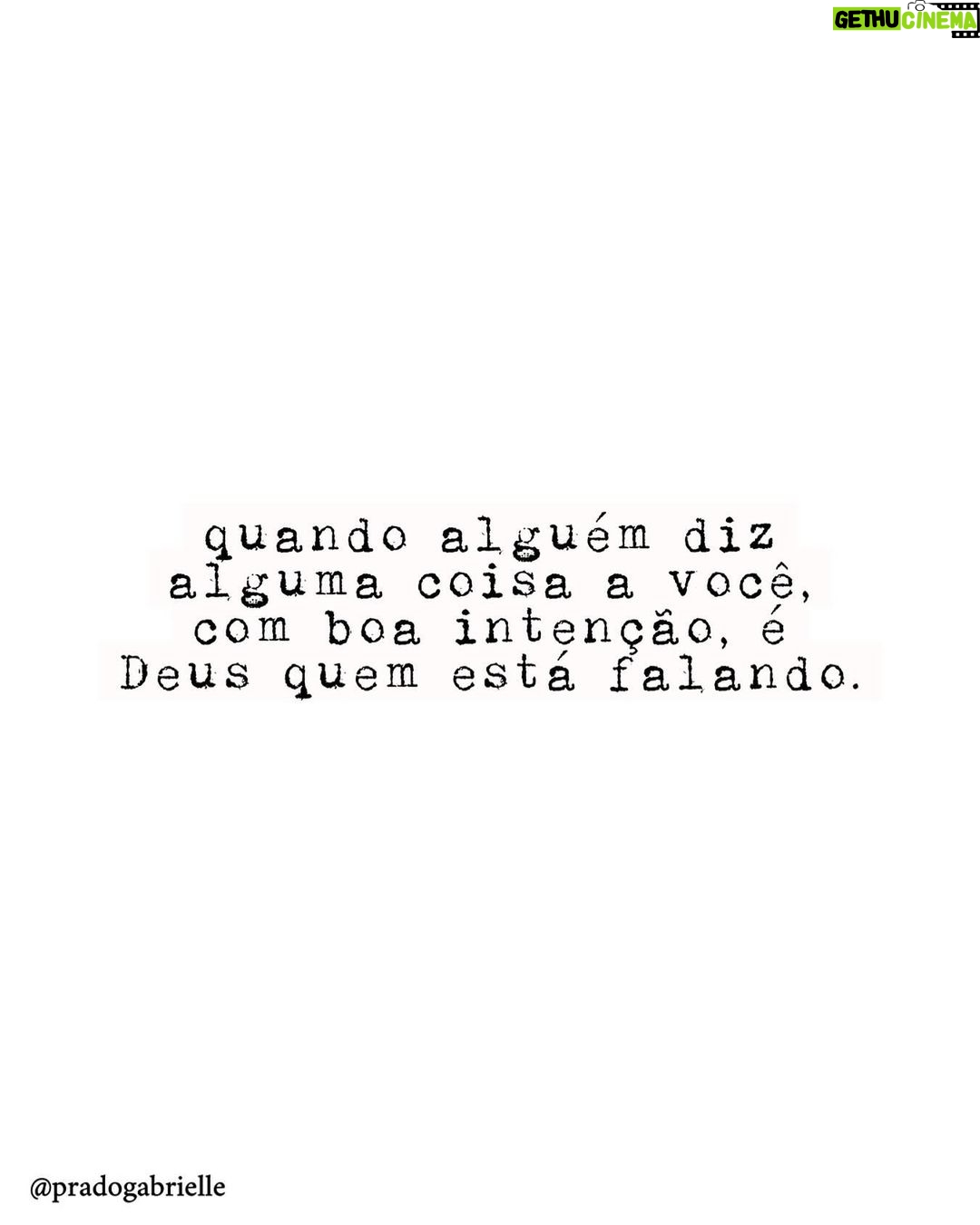 Gabrielle Prado Instagram - que a semana de vocês seja muito abençoada. 🩶