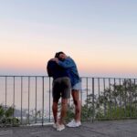 Gabrielle Prado Instagram - permissão exagerada de sentimentos bons. mais um dia de muito amor colecionado dentro da gente. 🧡 obrigada por dividir, somar, nunca diminuir e querer multiplicar nosso amor. te amo, to apaixonada e to brega! beijão