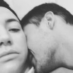 Gabrielle Prado Instagram – thiago é daquele tipo de amor que nas suas orações você pediu a Deus.  daquele tipo de amor que o tempo é só um detalhe em meio a tanta intensidade. thiago é de um amor leve, apoiador, respeitoso, de muita tranquilidade e te faz respirar aliviada. 
ele é aquele tipo de amores que até te fazem duvidar se merece tanto. 
thiago é a minha escolha de todos os dias. juntos transbordamos sonhos. 

eu te amo, te escolho e permaneço, sempre. 🦕 São Paulo, Brazil