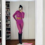 Gabrielle Prado Instagram – qual seu look favorito? 🖤
#cabinedaprado São Paulo, Brazil