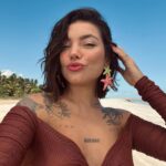 Gabrielle Prado Instagram – dias de descanso por aqui. porém, não sou obrigada a ser feia, desculpa. hahahah me achanyyyy, mozis! fazia tempo que não me sentia assim. ♥️