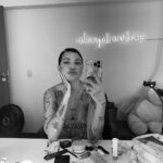 Gabrielle Prado Instagram – o insta de vocês está ruim? tive que apagar o reels! vou postar mais tarde! 

deixa um emoji quem tá vendo essa publicação! 🦕💙🥹😎😻🫶🏻🫦