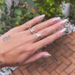 Gabrielle Prado Instagram - qual cor e estilo de unha você vai usar nesse fim de ano? 💅