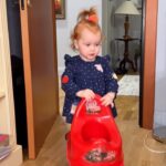 Galina Bob Instagram - Мамы,во сколько приучили своих мальков к горшку? Маргоше сейчас ровно два и днём она уже полностью без подгузников 🤪 Но на дневной и ночной сон, конечно, надеваем… и ещё,если едем куда-то на машине😛 а так, уже сама идёт к горшку,снимает колготки, берёт книгу …😂😂😂😂 И да, я реально закупаюсь всегда на несколько месяцев вперёд!поэтому нам запасов хватит еще на долго🤪Два года как мы пользуемся одними и теми же подгузниками Mitomi @mitomi.ru , они нас ни разу не подводили! Это моя реальная любовь😊Во всех смыслах, для нас они оказались идеальными❤️❤️❤️ ни потнички,ни покраснений, ни протеканий… а летняя серия «ультратонкие»- наша отдельная любовь! Они невесомые,а впитывают огого😊 Поэтому,мамочки, чьи детки ещё в подгузниках- моя искренняя рекомендация попробовать @mitomi.ru 😊